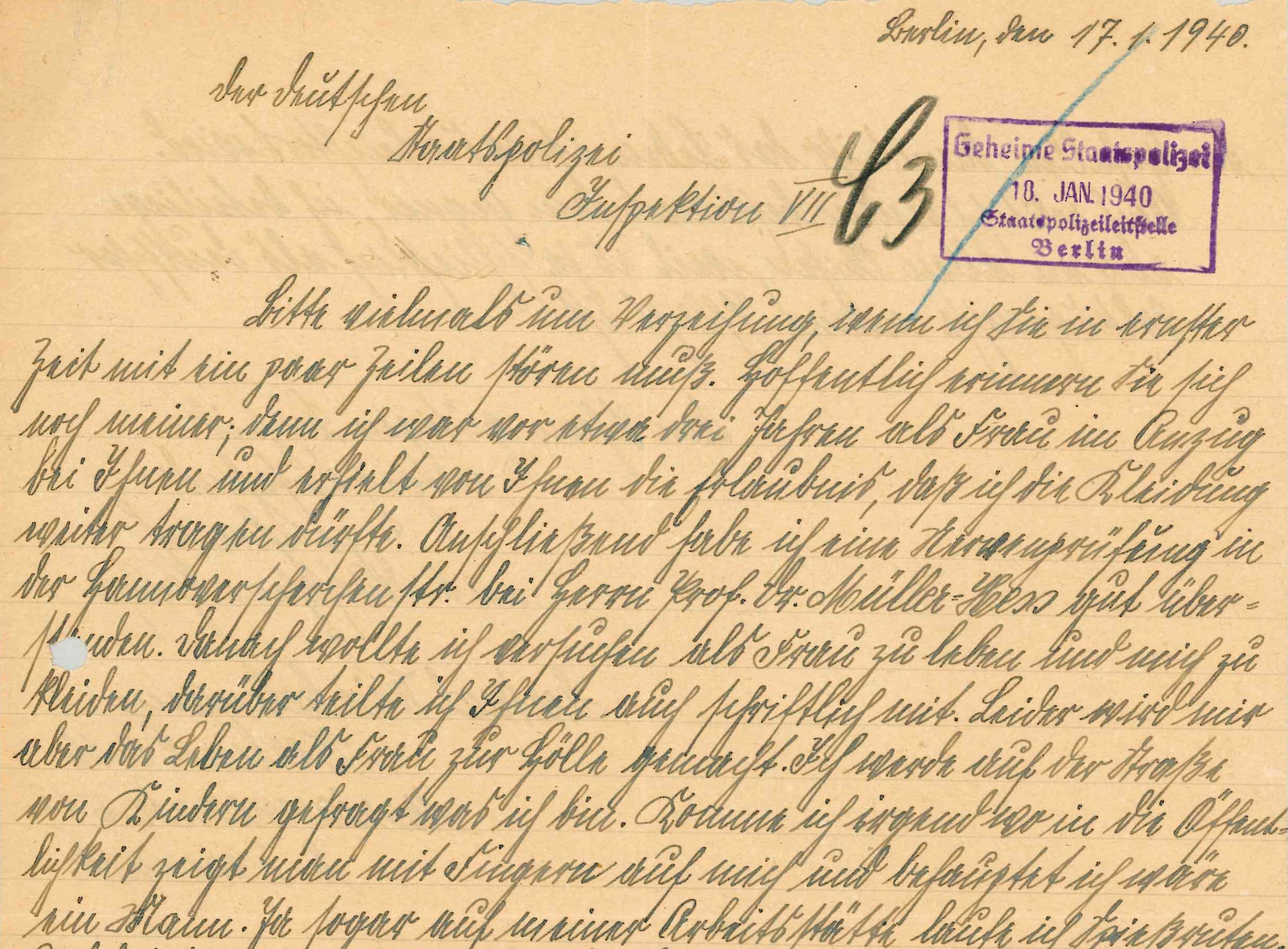 Excerpt of first page of a handwritten letter, listen to audio.